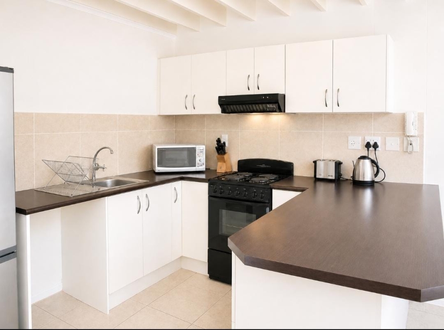 To Let 1 Bedroom Property for Rent in Plumstead Western Cape